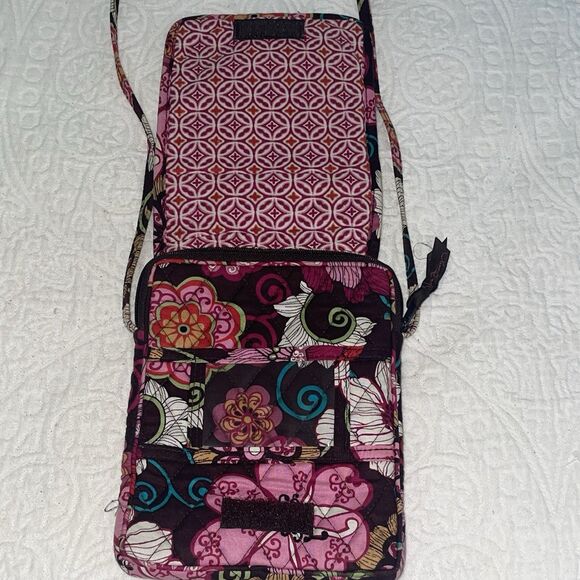 Vera Bradley Retired Mod Floral Pink Mini Hipster Crossbody Bag & Clip Zip ID - Picture 3 of 11